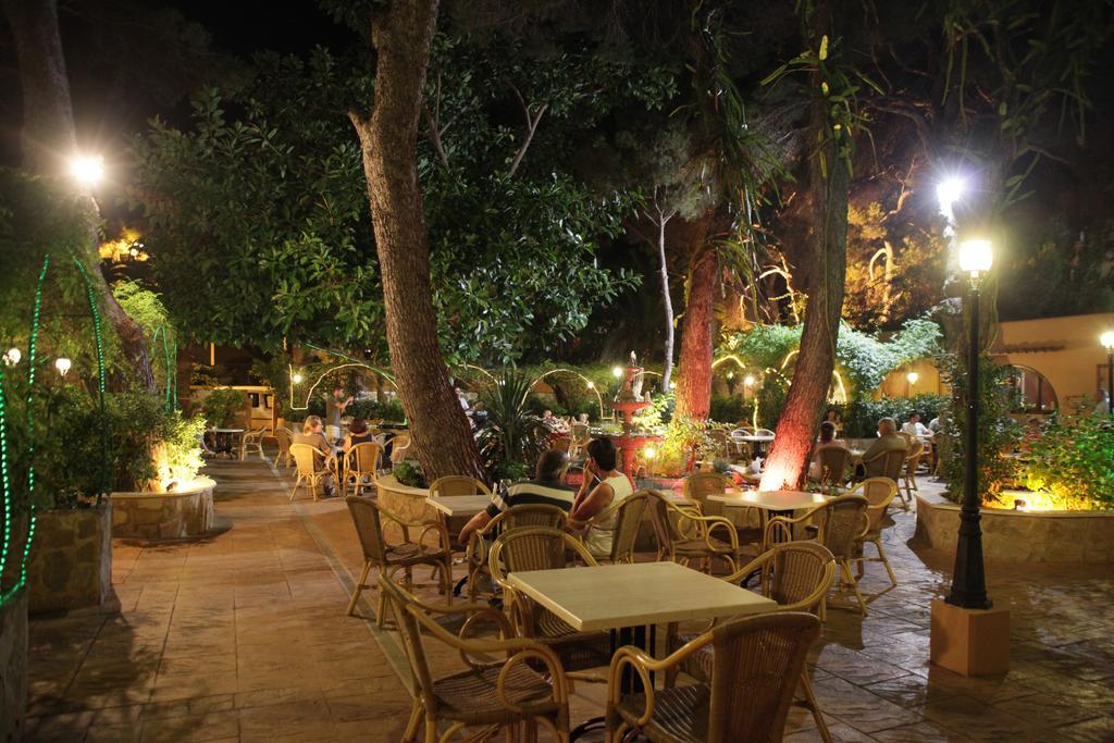 Hotel Baviera Cala Ratjada  Eksteriør billede