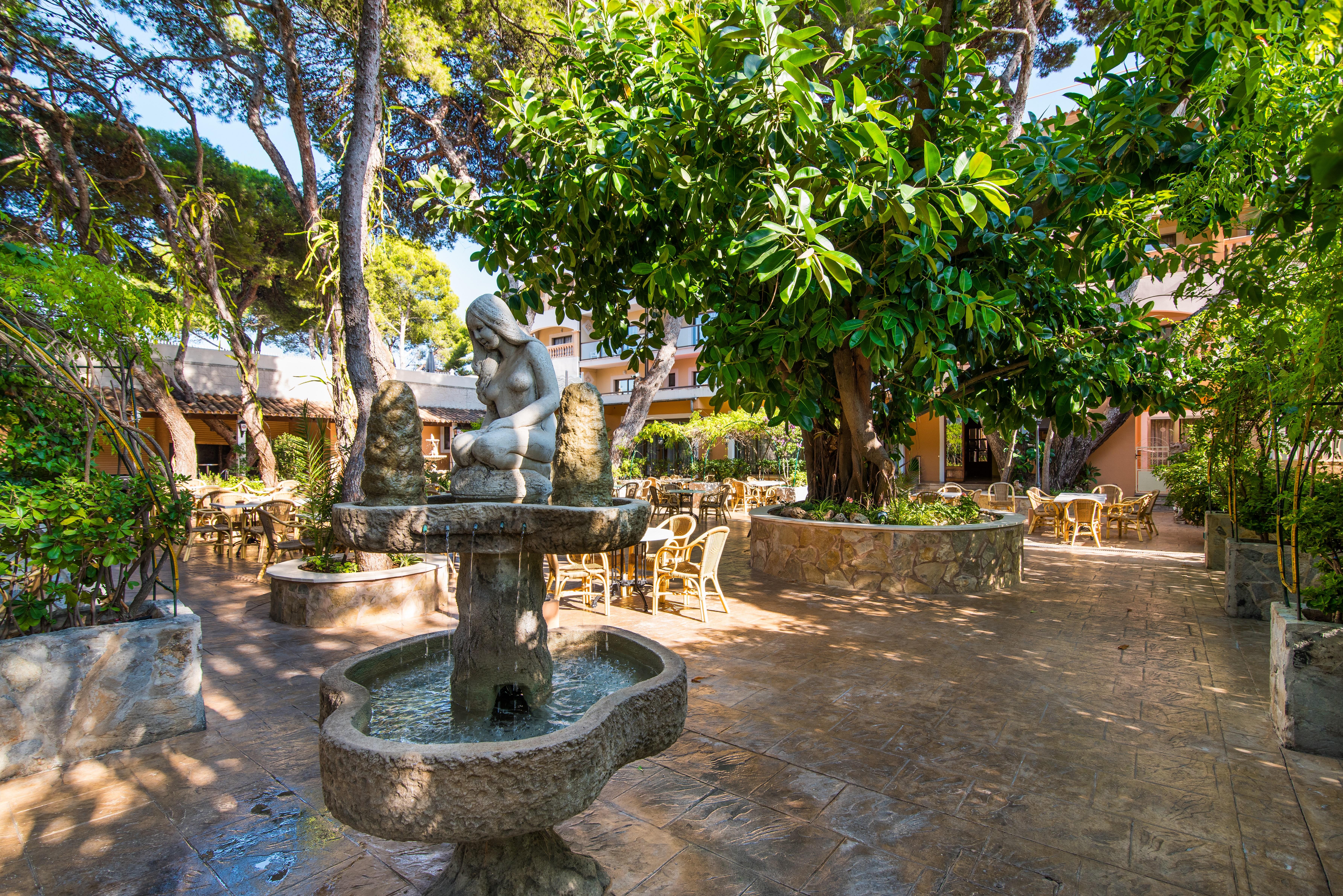 Hotel Baviera Cala Ratjada  Eksteriør billede
